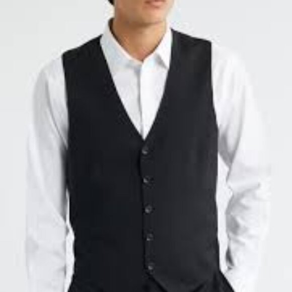 NWT: Sandro Notch Wales Vest Size 50 EU (US 40/Lg)